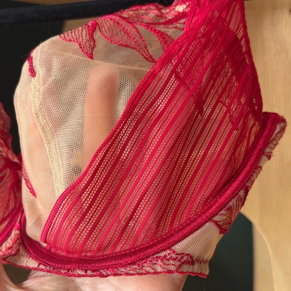 Aubade Women’s Fleur de Tattoo Half Cup Comfort Bra 32G Red Rouge Ecrin